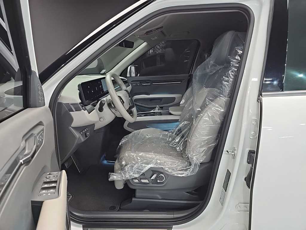기아 EV9 롱레인지 4WD 어스 - 12