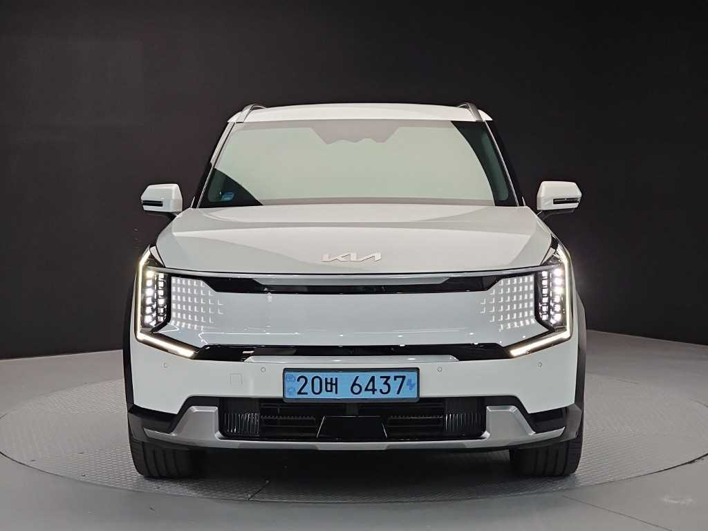 기아 EV9 롱레인지 4WD 어스 - 3
