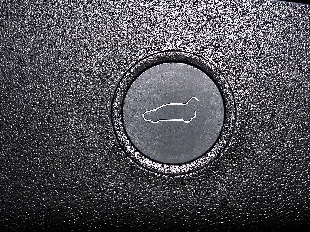 테슬라 모델 3 RWD 스탠다드 레인지 플러스 - 17