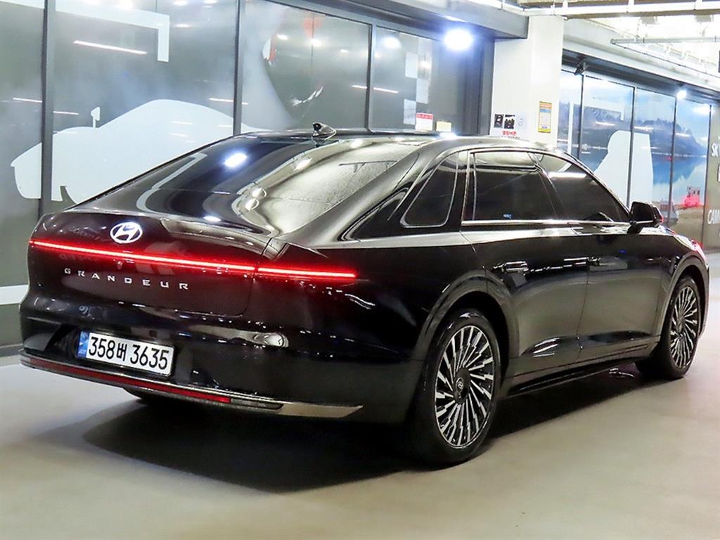 Hyundai Grandeur Hybrid (GN7) 1.6 HEV 캘리그래피 - 4
