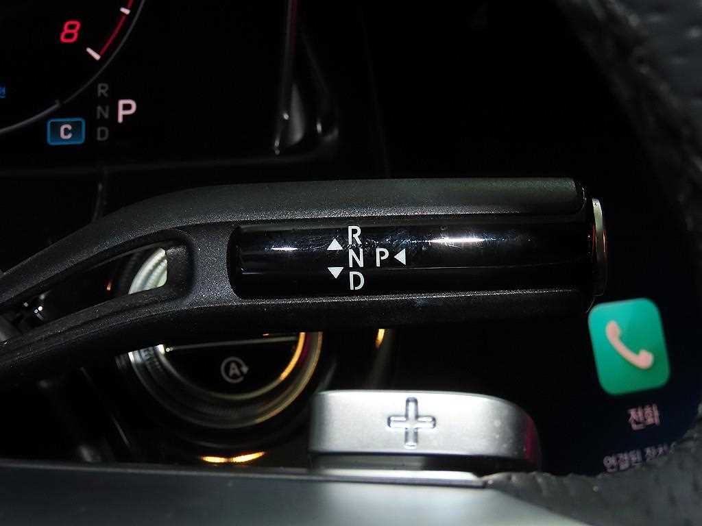 Mercedes-Benz E클래스(6세대) E300 4매틱 AMG 라인 - 12