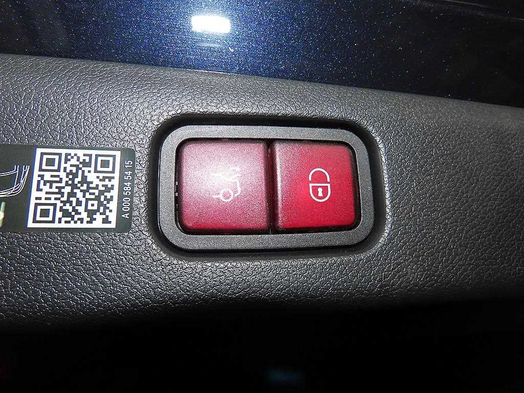Mercedes-Benz E클래스(6세대) E300 4매틱 AMG 라인 - 15