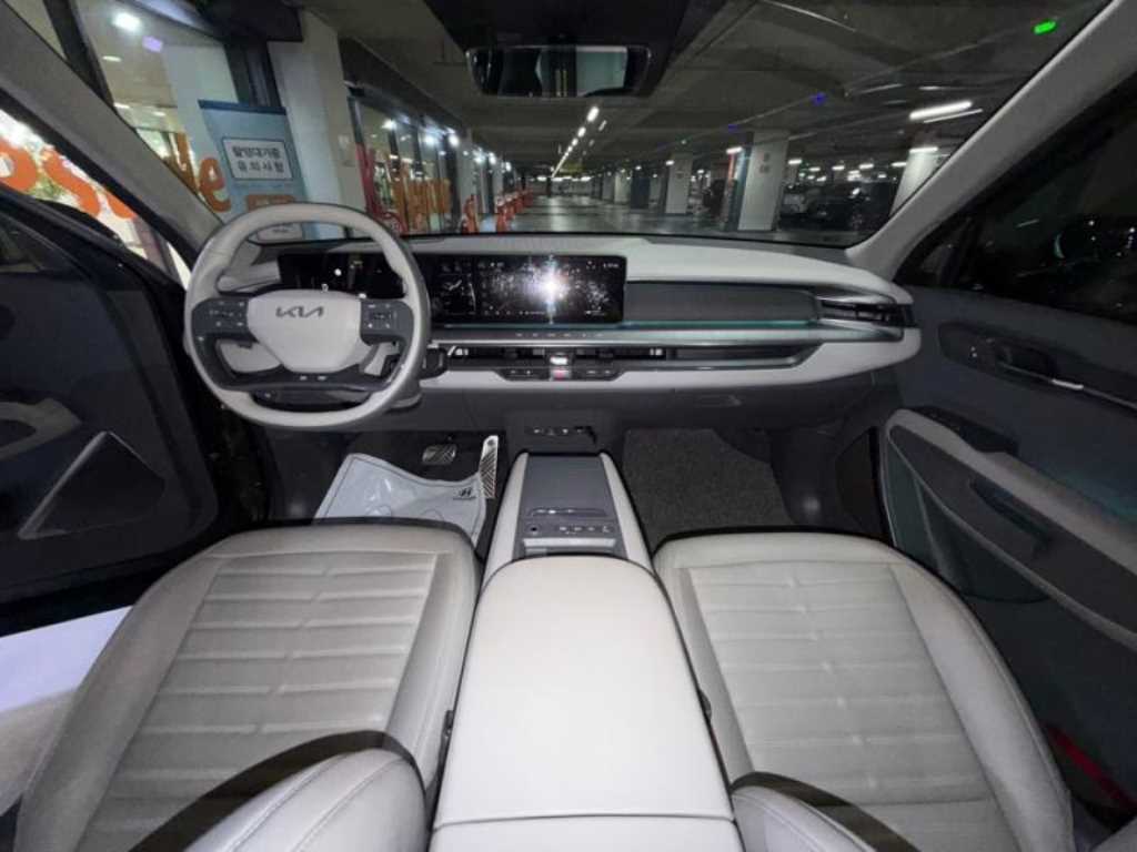 기아 EV9 롱레인지 4WD 어스 - 6