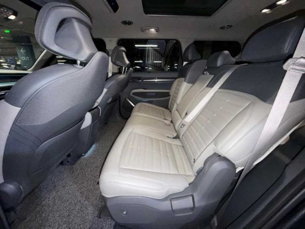 기아 EV9 롱레인지 4WD 어스 - 8