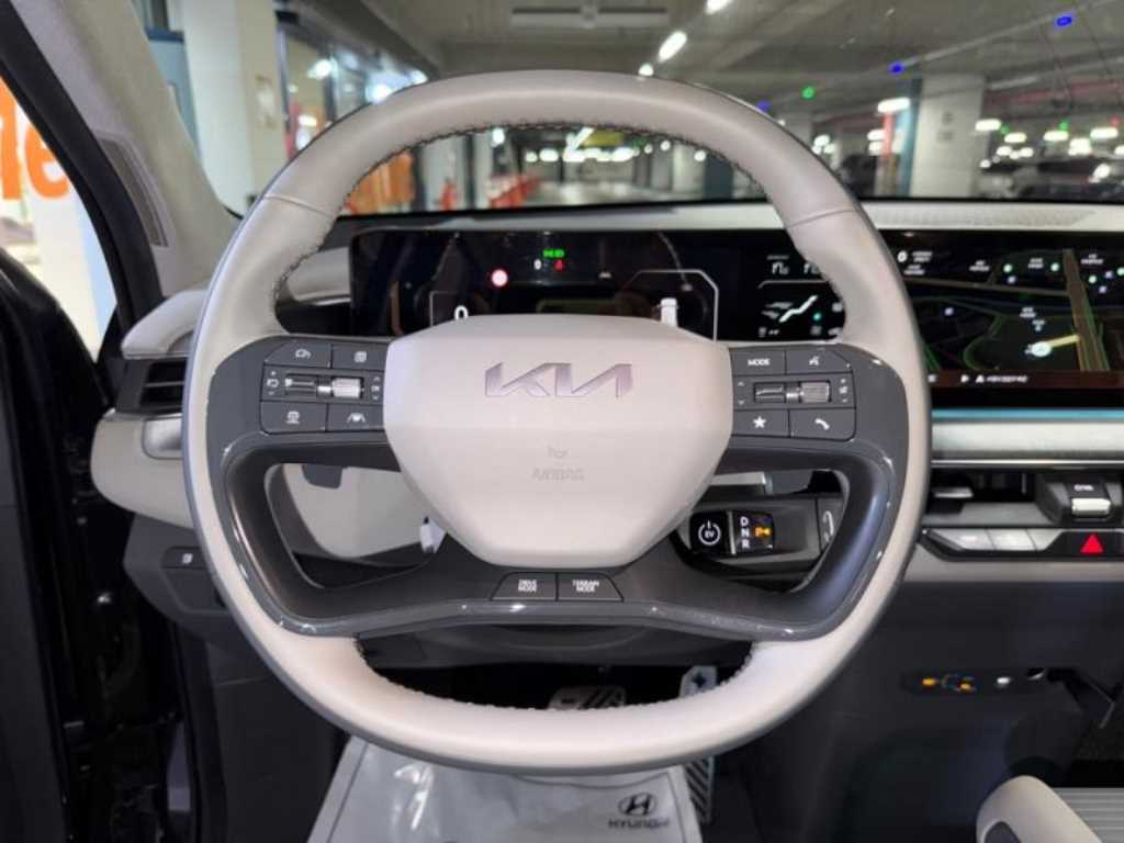 기아 EV9 롱레인지 4WD 어스 - 9