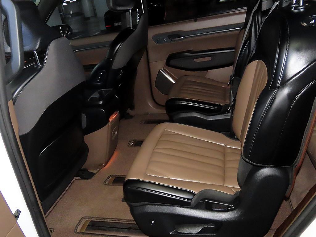 Kia EV9 Long Range 4WD GT 라인 - 7