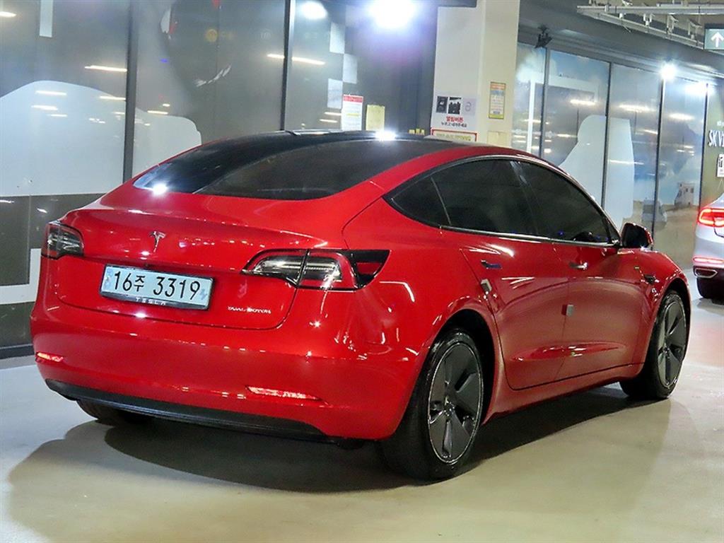 Tesla Model 3 AWD 롱 레인지 - 4