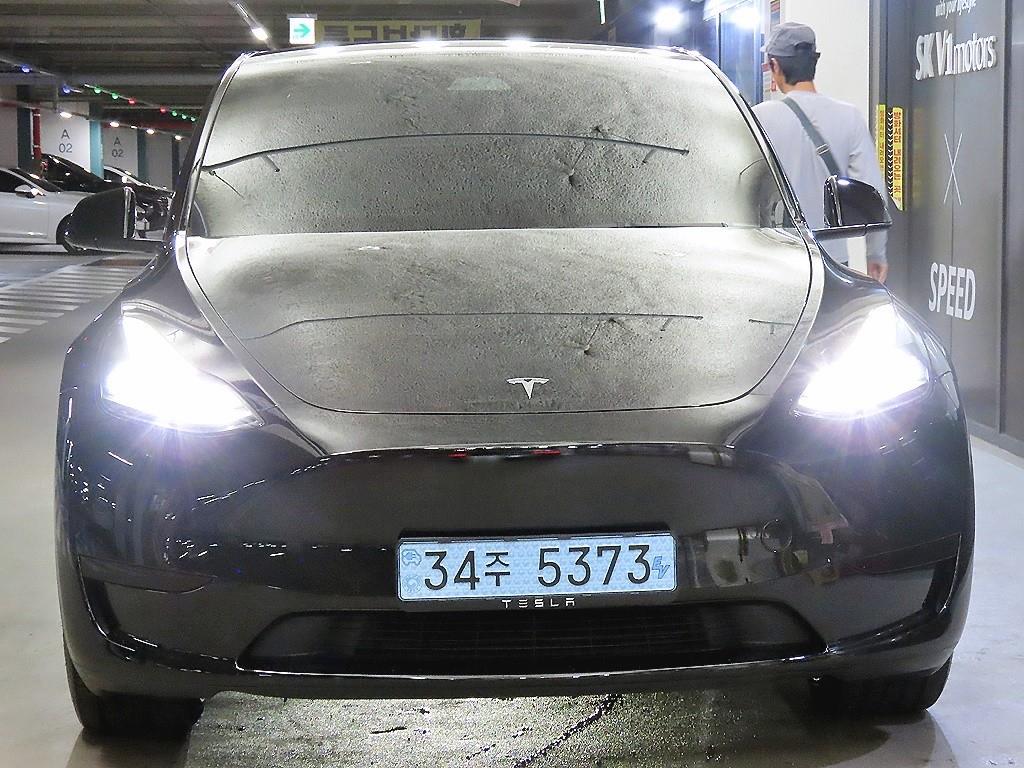 Tesla Model Y RWD - 2
