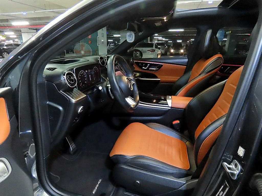 벤츠 GLC클래스(2세대) GLC 300 4매틱 쿠페 - 6