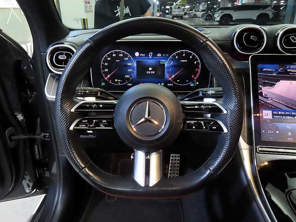 벤츠 GLC클래스(2세대) GLC 300 4매틱 쿠페 - 8