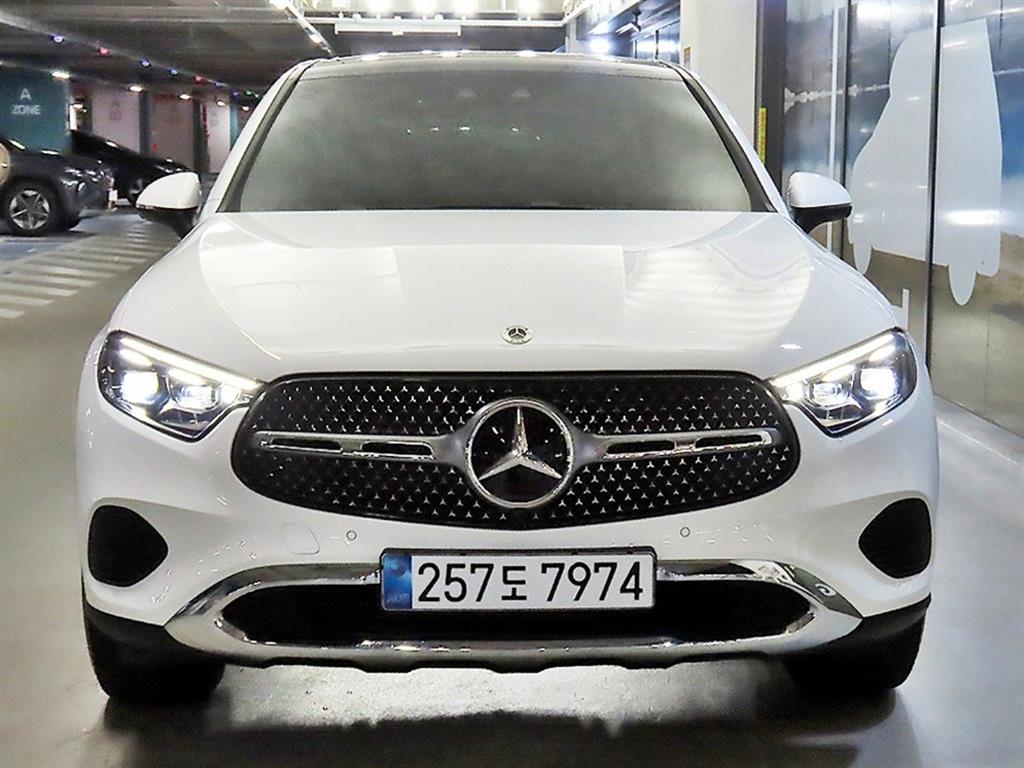 Mercedes-Benz GLC클래스(2세대) GLC 300 4매틱 쿠페 아방가르드 - 2