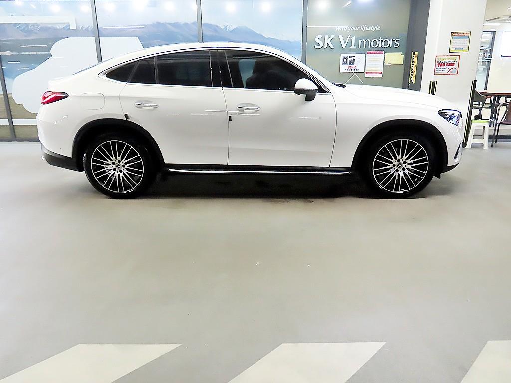 Mercedes-Benz GLC클래스(2세대) GLC 300 4매틱 쿠페 아방가르드 - 3