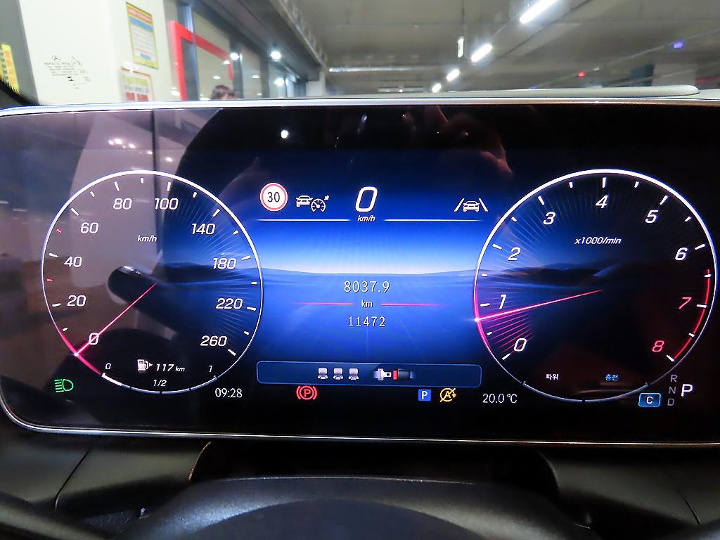 Mercedes-Benz GLC클래스(2세대) GLC 300 4매틱 쿠페 아방가르드 - 9