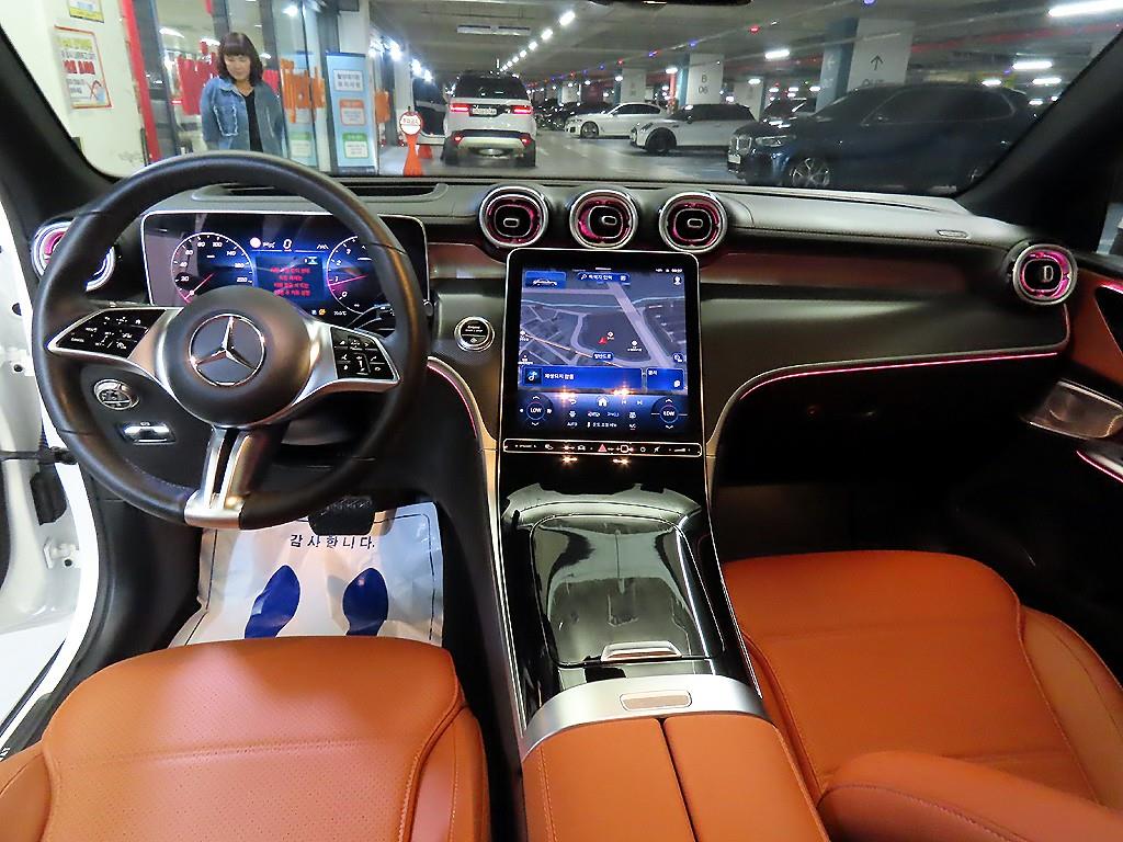 Mercedes-Benz GLC클래스(2세대) GLC 300 4매틱 쿠페 아방가르드 - 10