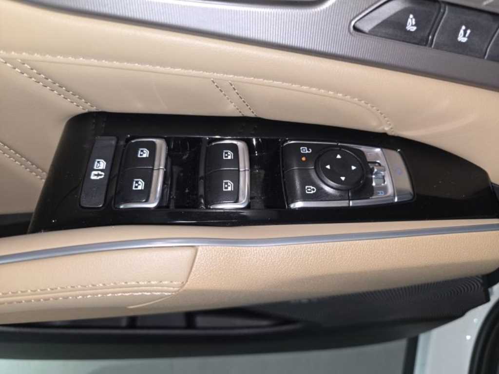 기아 더 뉴 쏘렌토 4세대 하이브리드 1.6 HEV 4WD 시그니처 그래비티 - 12