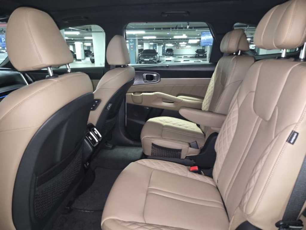 기아 더 뉴 쏘렌토 4세대 하이브리드 1.6 HEV 4WD 시그니처 그래비티 - 8