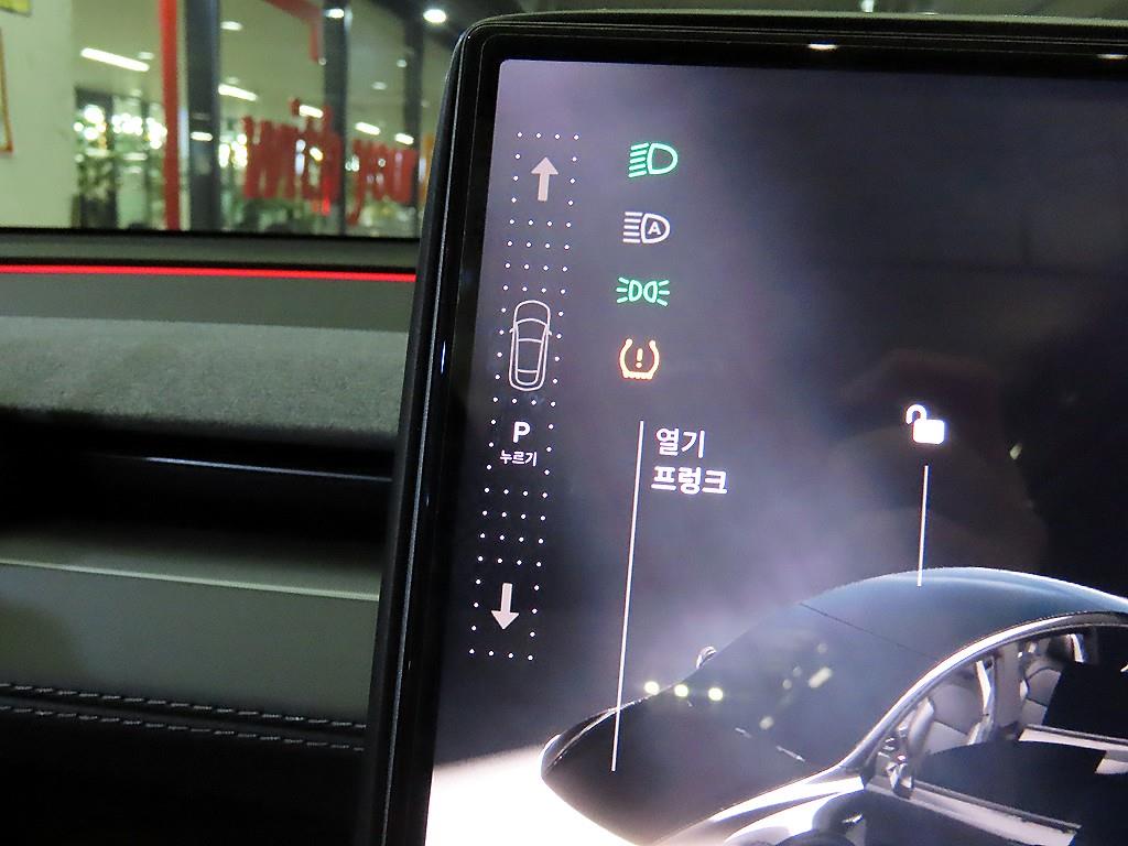 테슬라 모델 Y AWD L - 12