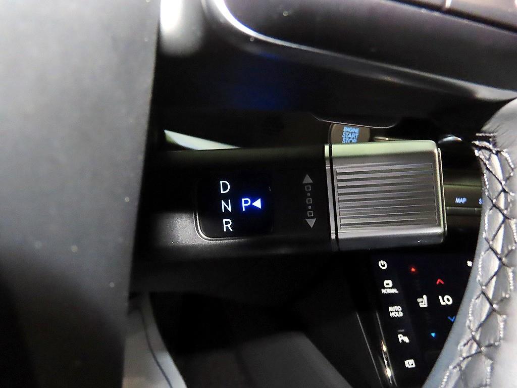 Hyundai Grandeur Hybrid (GN7) 1.6 HEV 캘리그래피 - 12