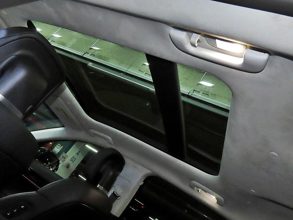 Hyundai Grandeur Hybrid (GN7) 1.6 HEV 캘리그래피 - 15