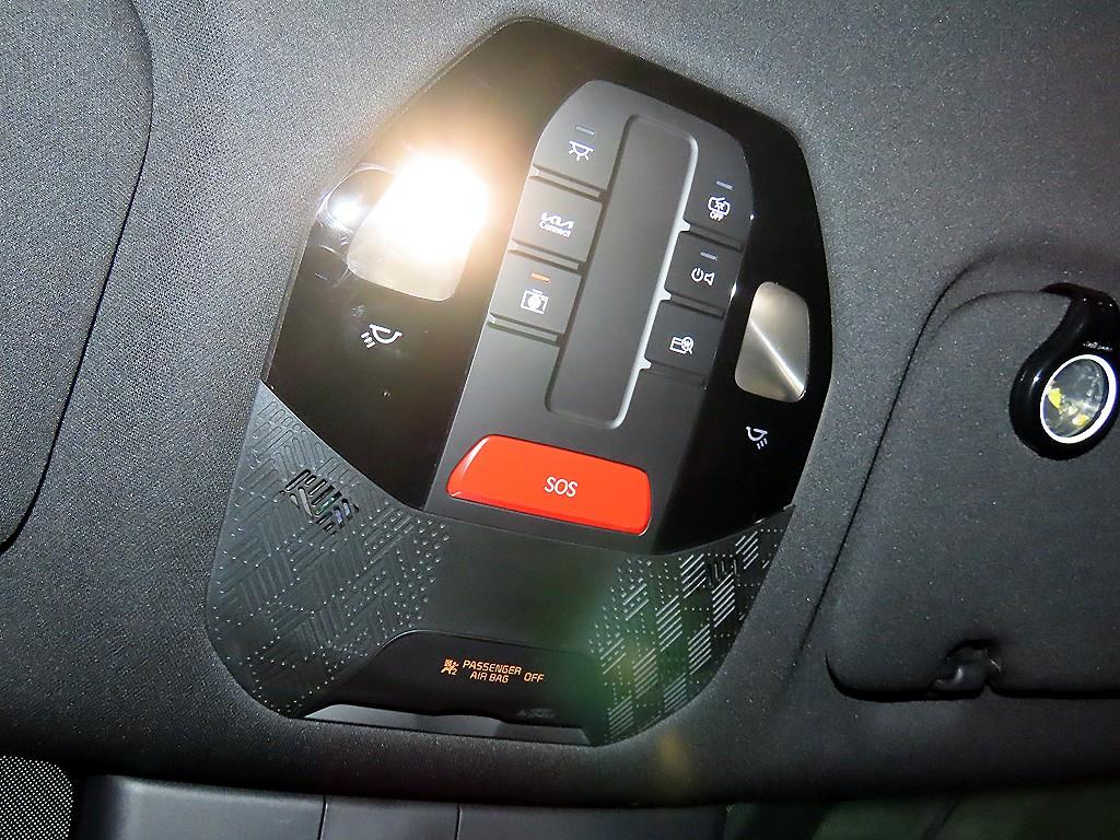 기아 EV9 롱레인지 4WD 어스 - 14