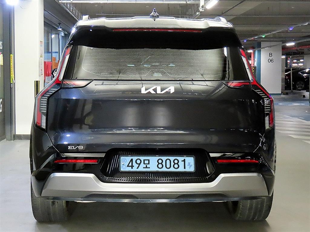 기아 EV9 롱레인지 4WD 어스 - 5