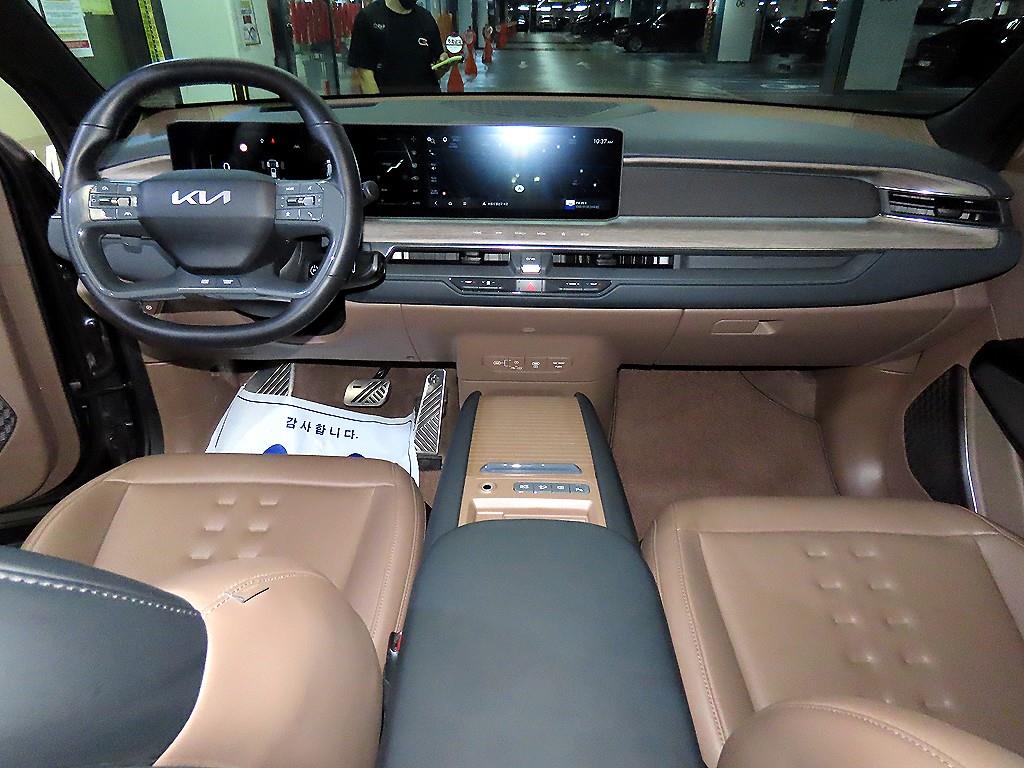 기아 EV9 롱레인지 4WD 어스 - 10