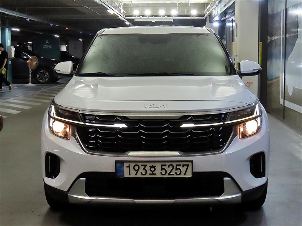 Kia The New Seltos 2.0 가솔린 2WD 프레스티지 - 2