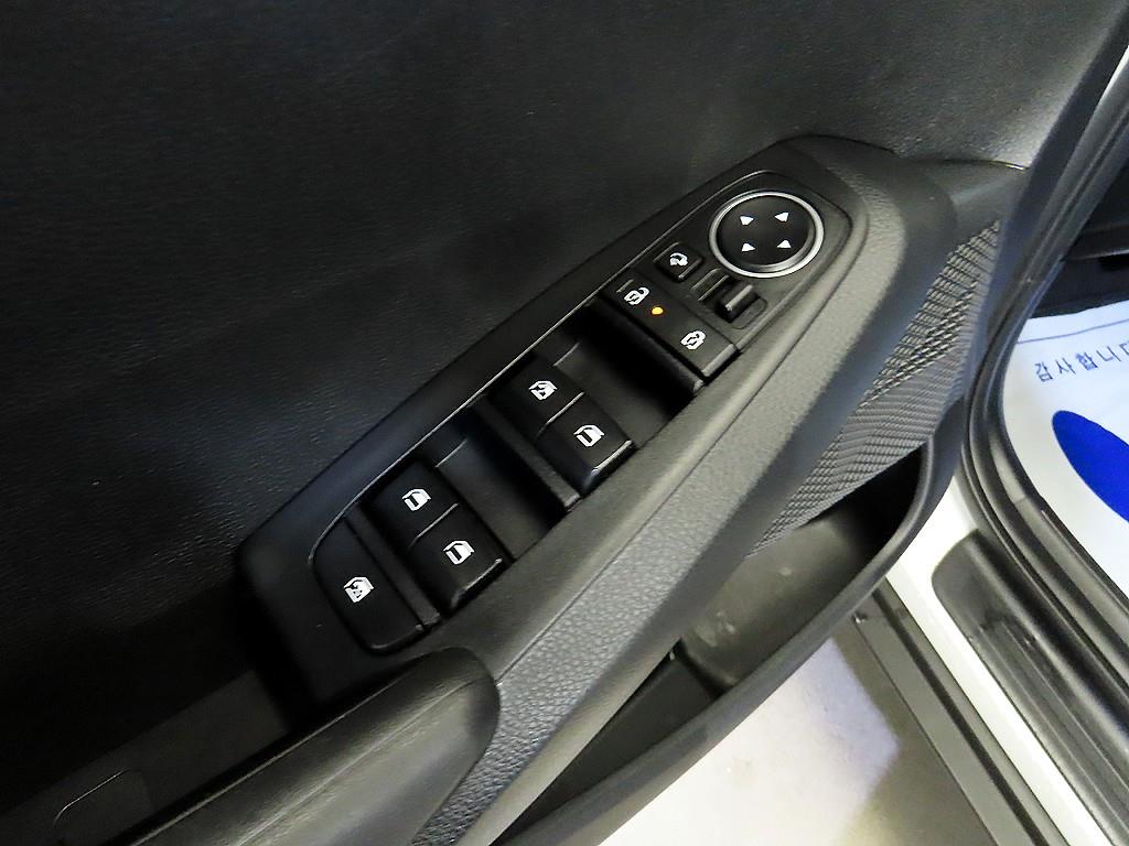Kia The New Seltos 2.0 가솔린 2WD 프레스티지 - 13