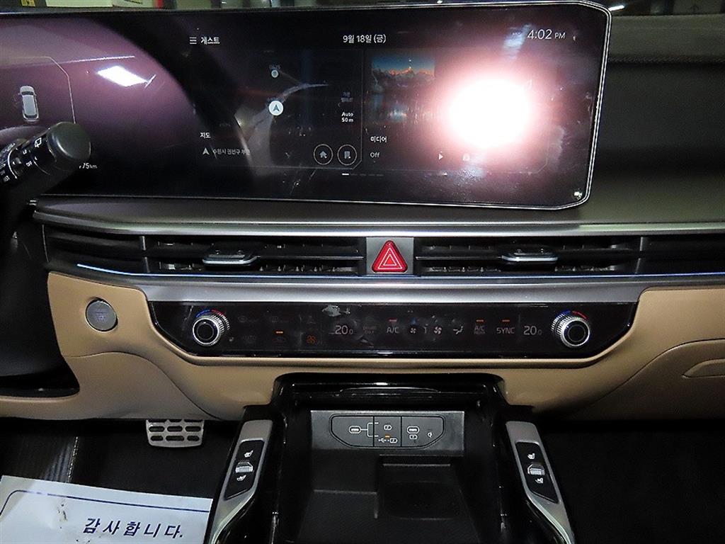 Kia The New Sorento 4th Gen Hybrid 1.6 HEV 4WD 시그니처 - 11