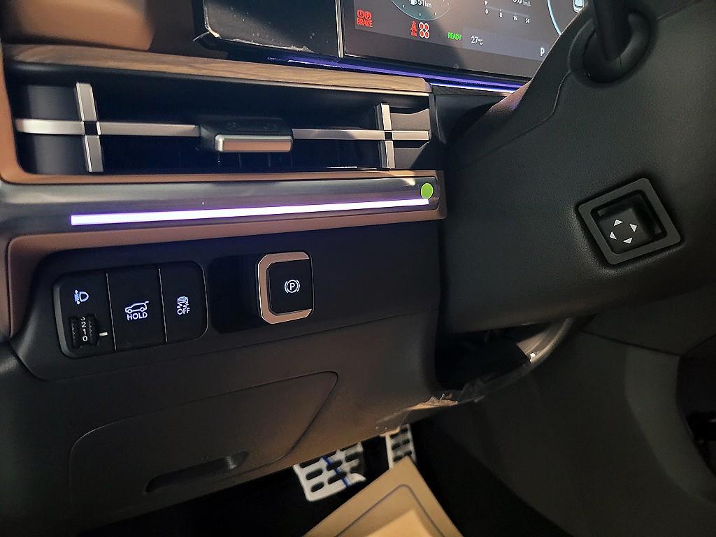 Hyundai Santa Fe Hybrid MX5 1.6 HEV 2WD 프레스티지 - 14