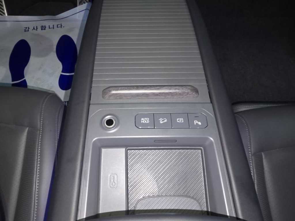 기아 EV9 롱레인지 4WD 어스 - 15