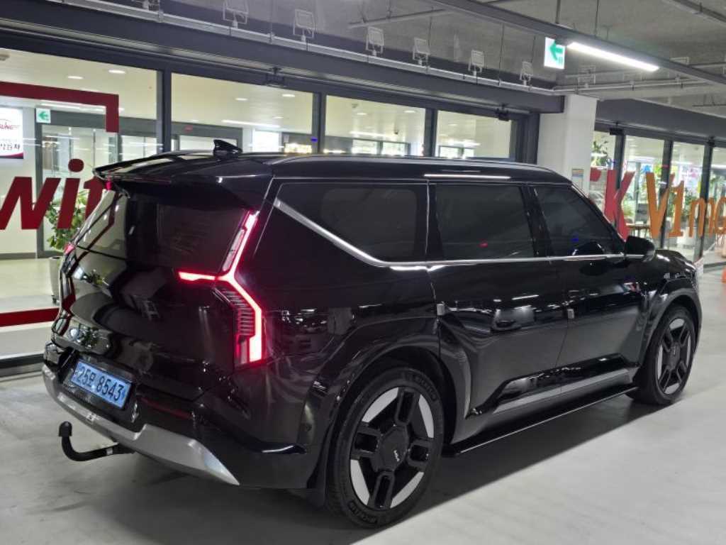 기아 EV9 롱레인지 4WD 어스 - 4