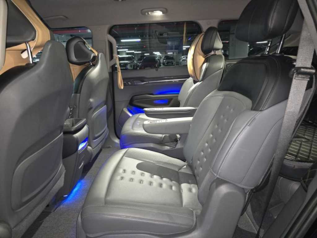 기아 EV9 롱레인지 4WD 어스 - 8