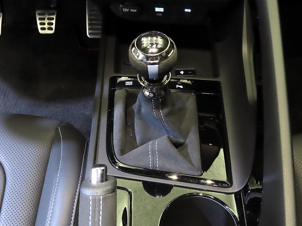 Hyundai 더 뉴아반떼 N 2.0 터보 N - 12
