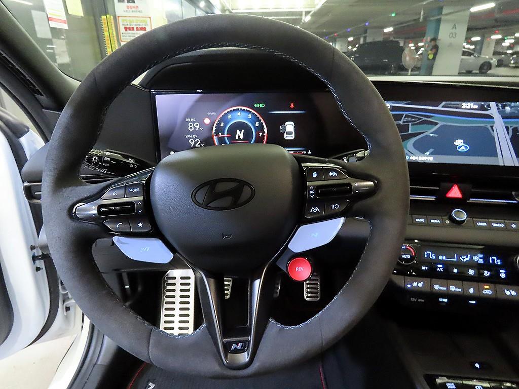 Hyundai 더 뉴아반떼 N 2.0 터보 N - 8