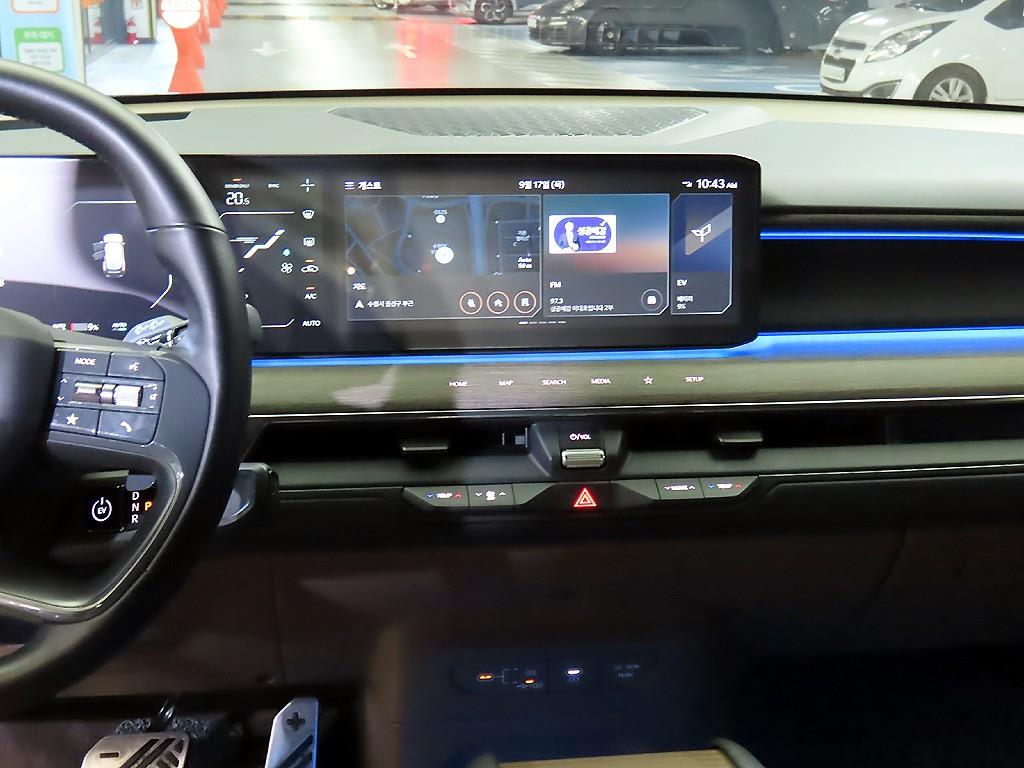 기아 EV9 롱레인지 4WD 어스 - 11