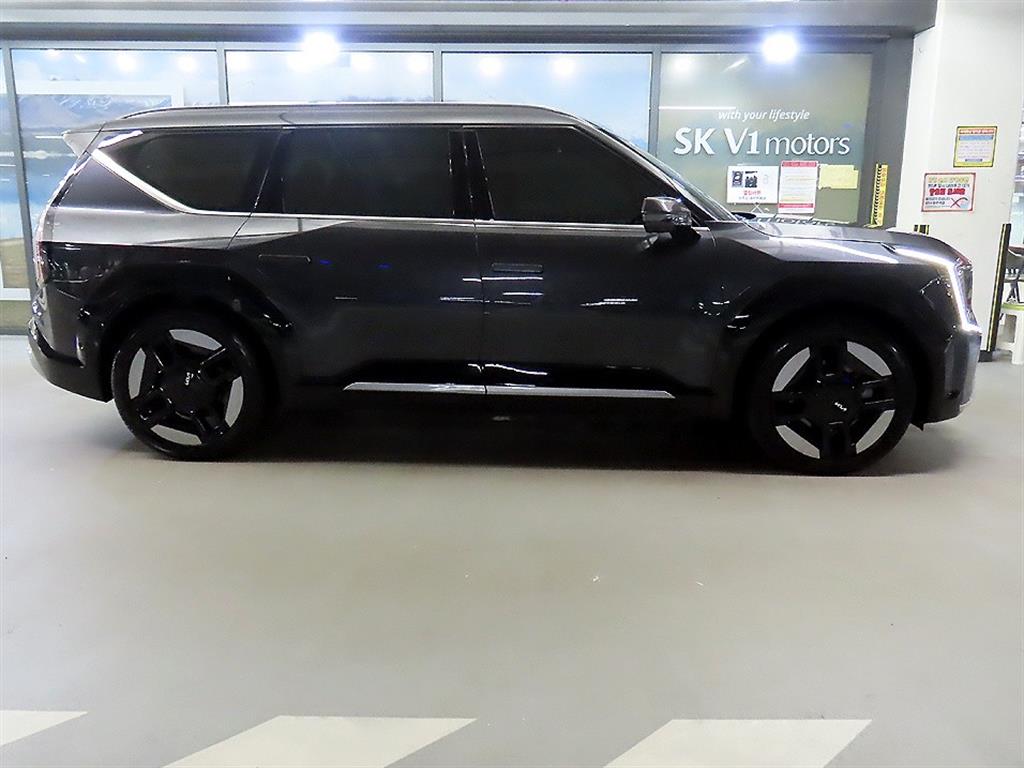 기아 EV9 롱레인지 4WD 어스 - 3