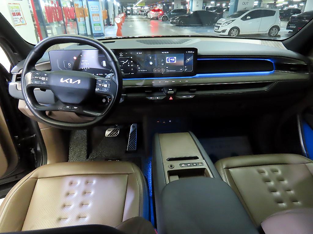 기아 EV9 롱레인지 4WD 어스 - 10