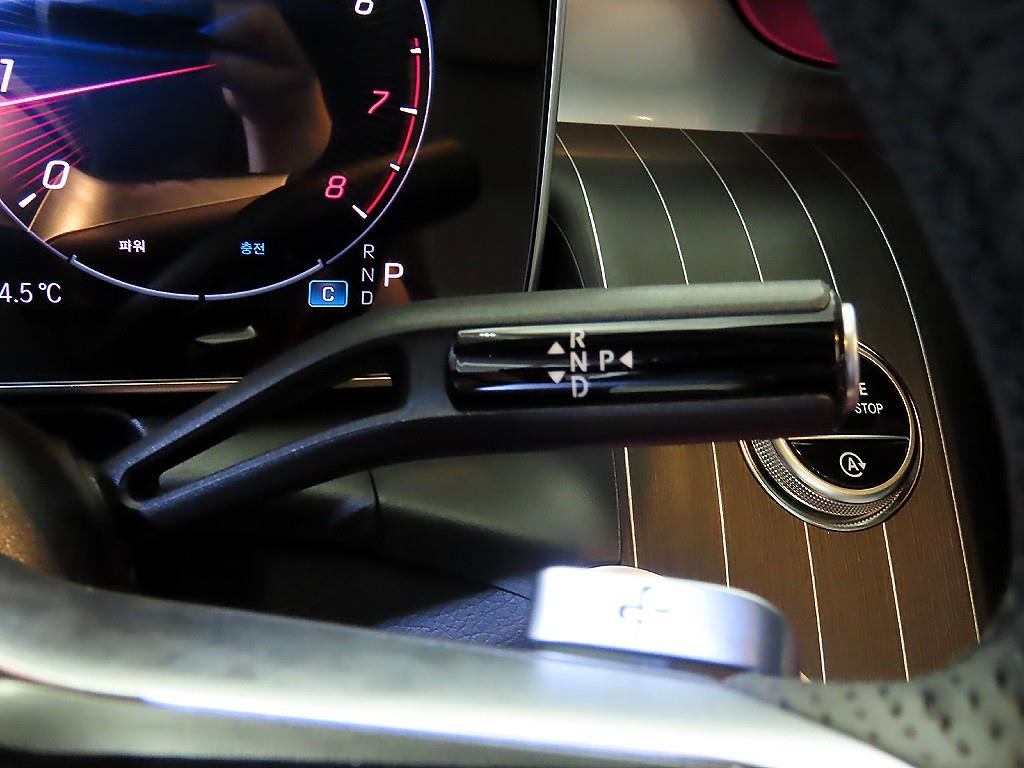 벤츠 GLC클래스(2세대) GLC 300 4매틱 AMG 라인 - 12