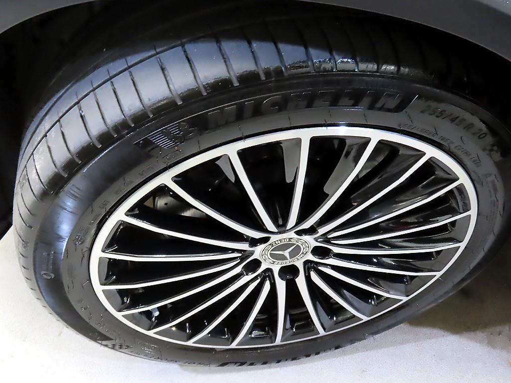 벤츠 GLC클래스(2세대) GLC 300 4매틱 AMG 라인 - 20