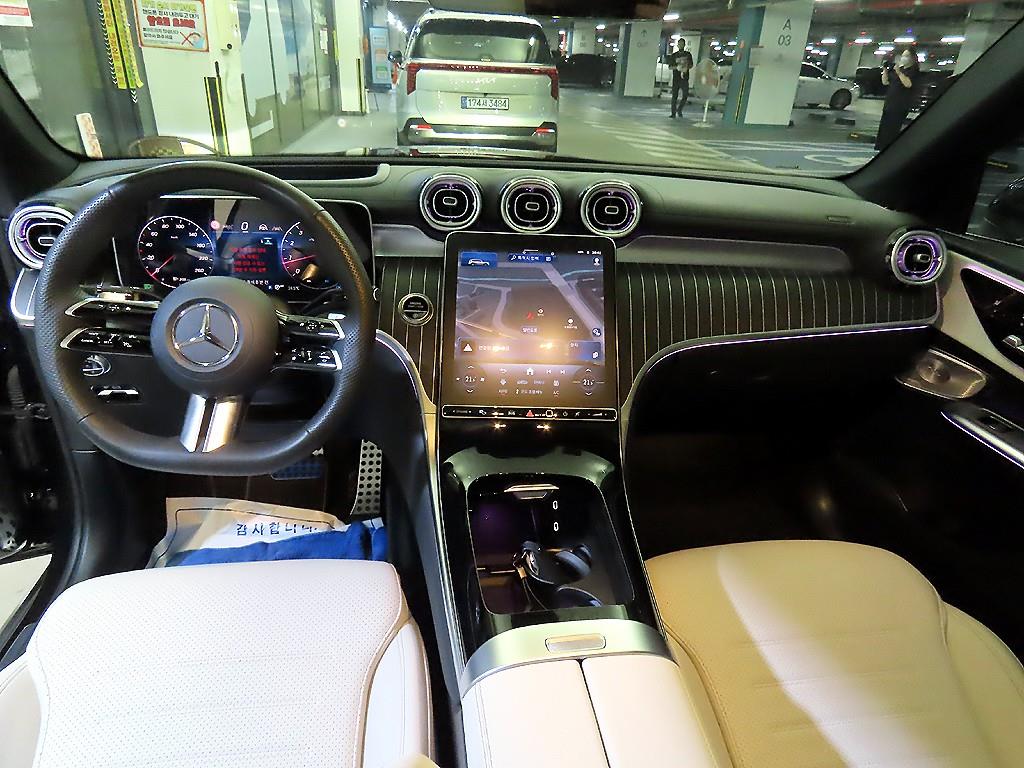 벤츠 GLC클래스(2세대) GLC 300 4매틱 AMG 라인 - 10