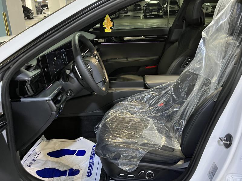 Hyundai Grandeur Hybrid (GN7) 1.6 HEV 캘리그래피 블랙 잉크 - 12