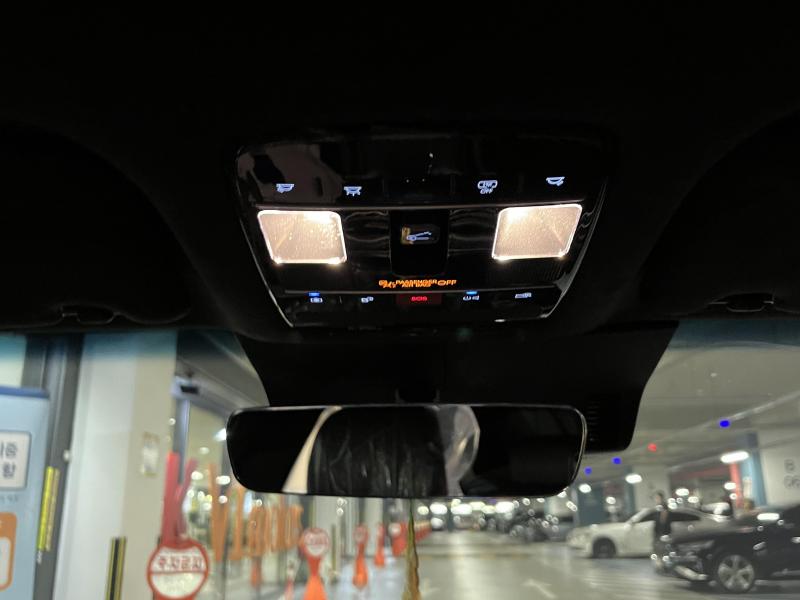 Hyundai Grandeur Hybrid (GN7) 1.6 HEV 캘리그래피 블랙 잉크 - 8