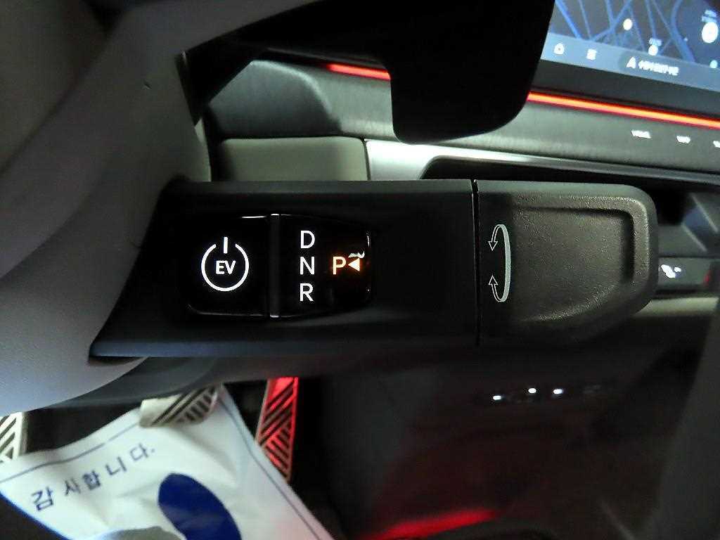 기아 EV9 롱레인지 4WD 어스 - 12