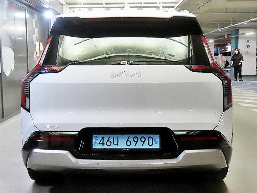 기아 EV9 롱레인지 4WD 어스 - 5