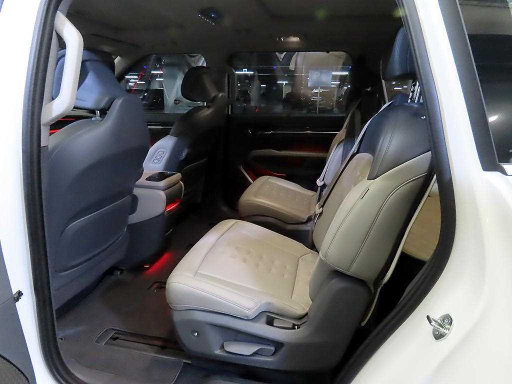 기아 EV9 롱레인지 4WD 어스 - 7