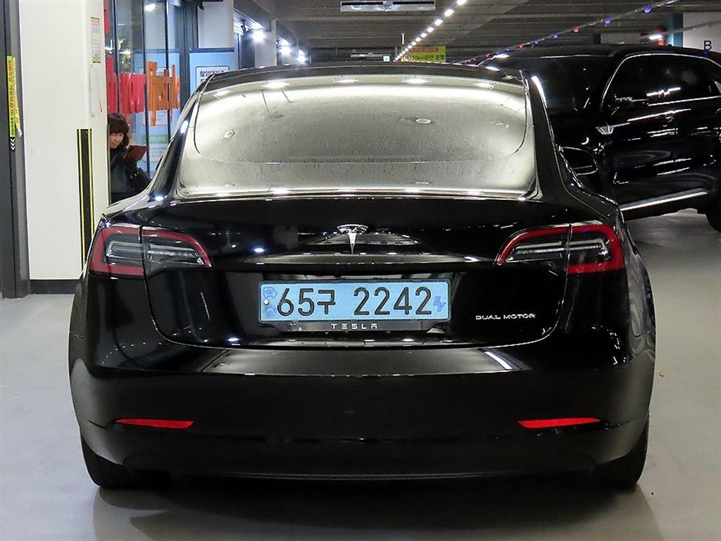 테슬라 모델 3 AWD 롱 레인지 - 5