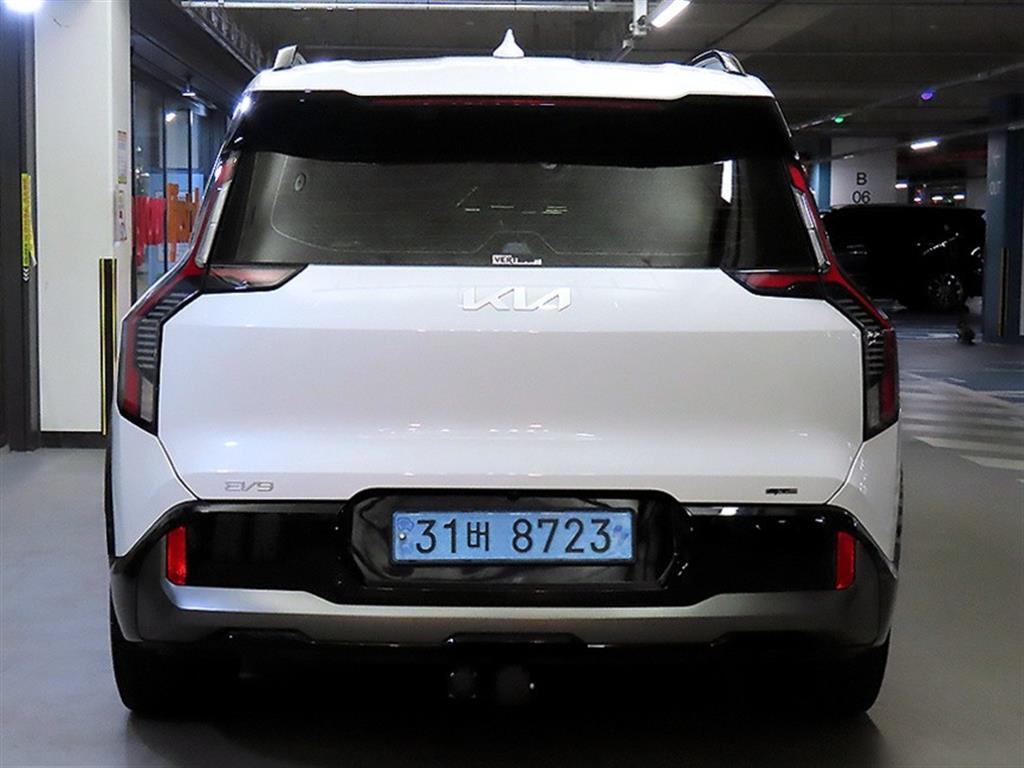 기아 EV9 롱레인지 4WD GT 라인 - 5