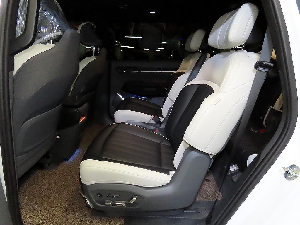 기아 EV9 롱레인지 4WD GT 라인 - 7
