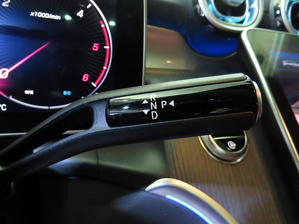벤츠 GLC클래스(2세대) GLC 220d 4매틱 - 12